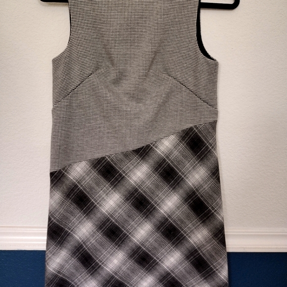 Halogen dress - Picture 1 of 3